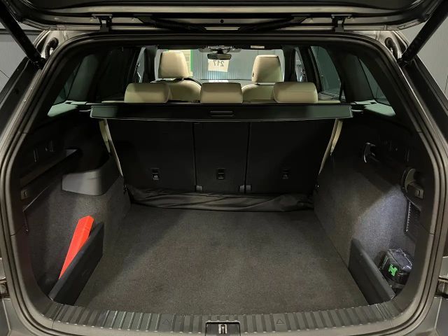 Skoda Kodiaq L&K *19Zoll*PANORAMA*360*LEDER/Beige*ACC*Family*