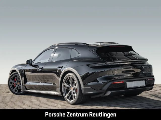 Porsche Taycan 4S Cross Turismo