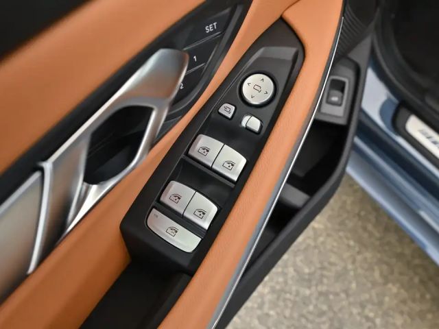 BMW 330 330e Sedan xDrive