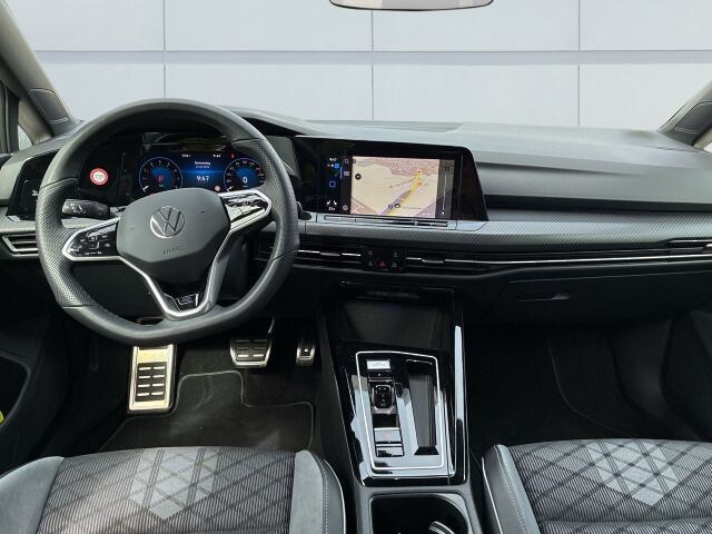 Volkswagen Golf 1.5 eTSI DSG R-Line Variant