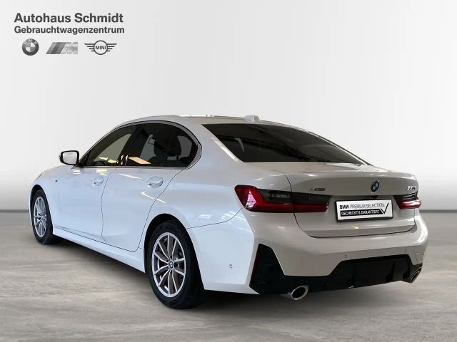 BMW 330 330i M-Sport Sedan xDrive
