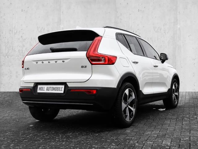 Volvo XC40 Dark Plus