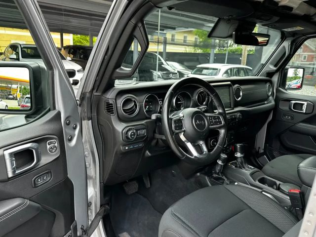 Jeep Wrangler 4xe Sahara