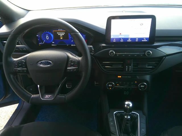 Ford Focus ST Line Wagon