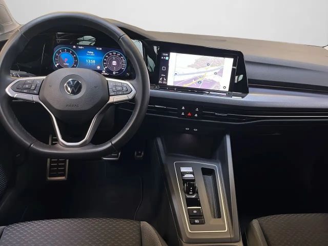 Volkswagen Golf 1.5 eTSI DSG Golf VIII