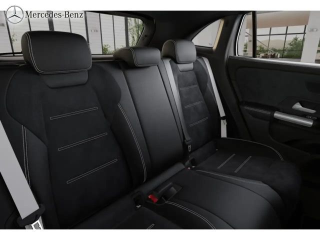 Mercedes-Benz GLA 200 AMG Line GLA 200 d