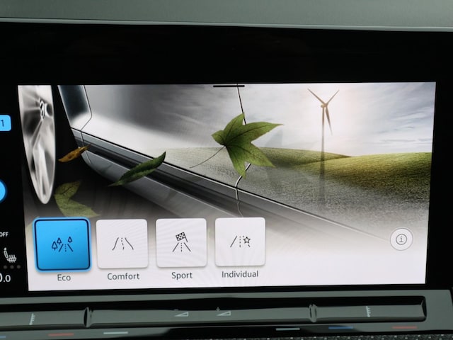 Volkswagen Golf R-Line Variant