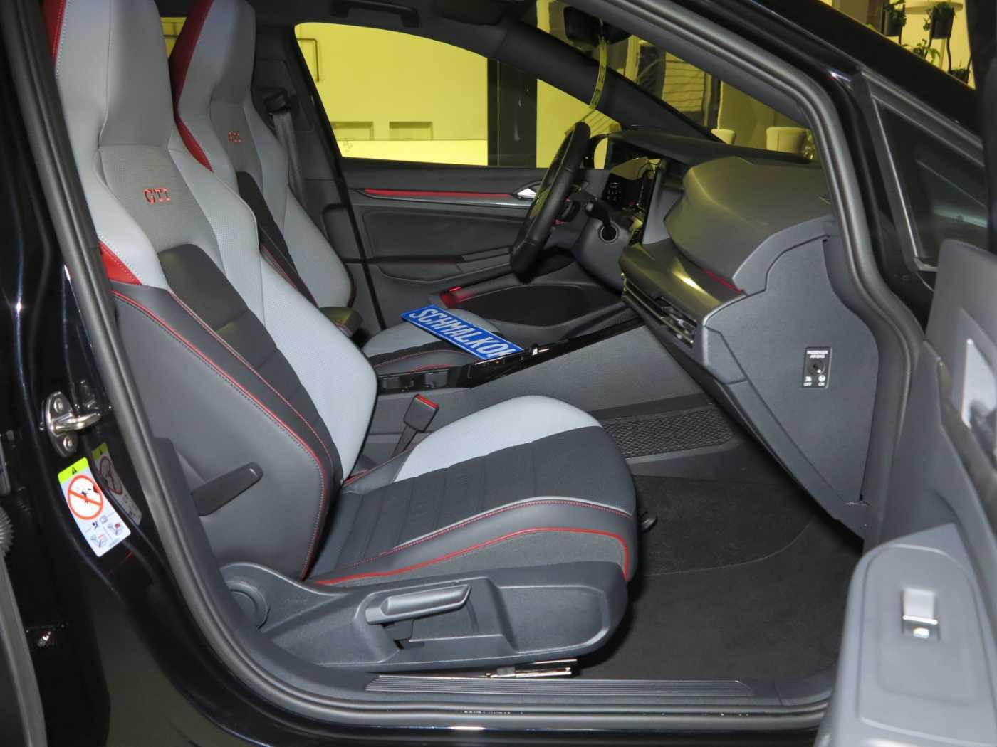 Volkswagen Golf 2.0 TSI GTI Golf VIII