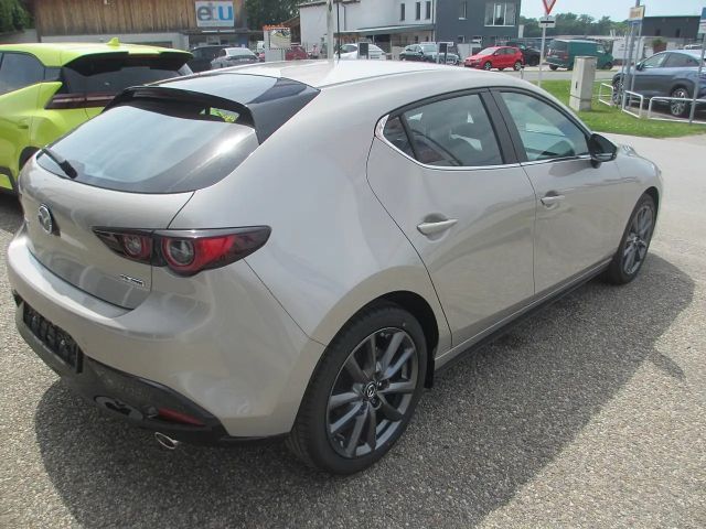 Mazda 3 Mazda3 /SP/G140 /Centre-Line