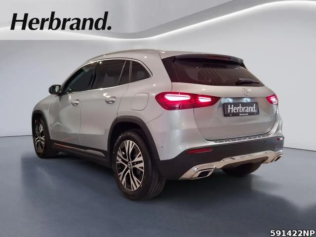 Mercedes-Benz GLA 220 4MATIC Progressive
