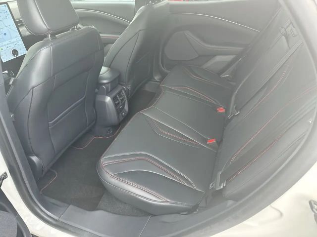 Ford Mustang Mach-E Prem. Dual-Emotor Std Range 198kW