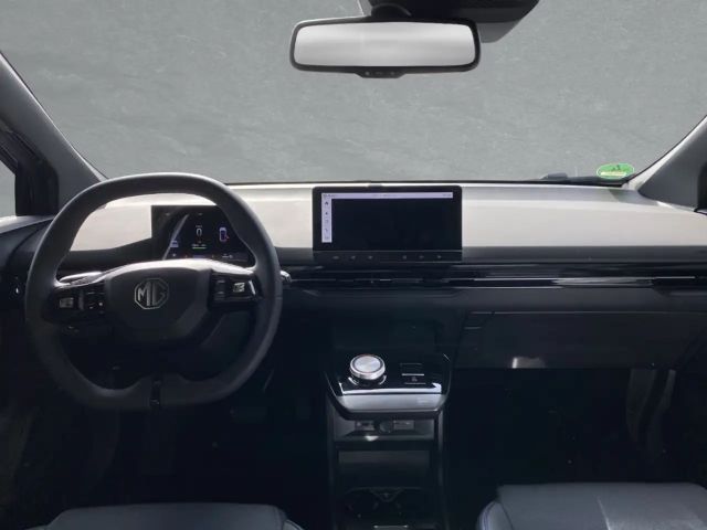 MG MG4 Extended Range Trophy