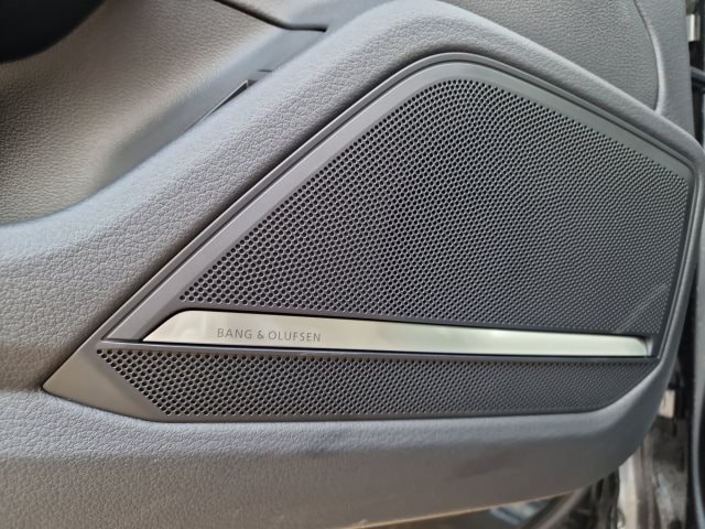 Audi A6 40 TDI Avant Quattro S-Line S-Tronic