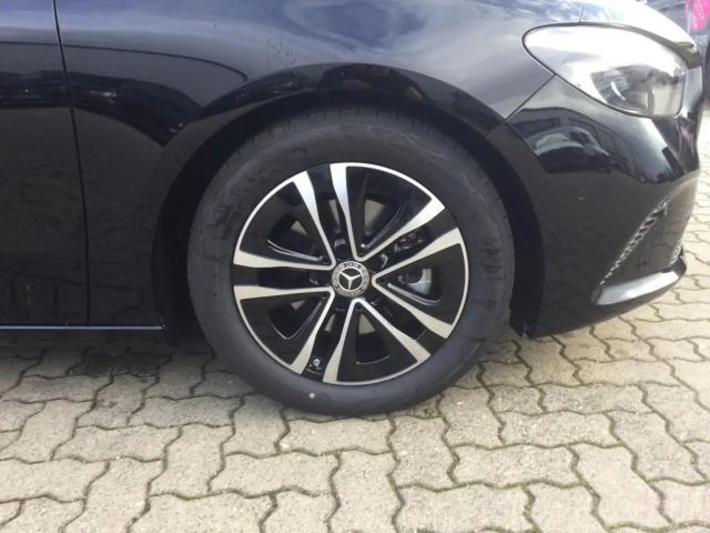 Mercedes-Benz B 180 Progressive