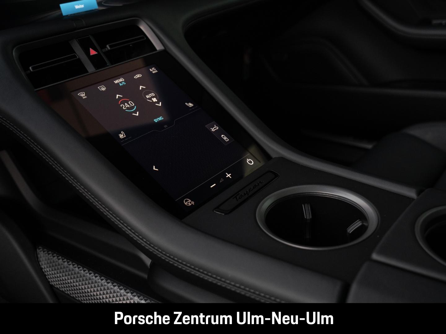 Porsche Taycan 4 Cross Turismo