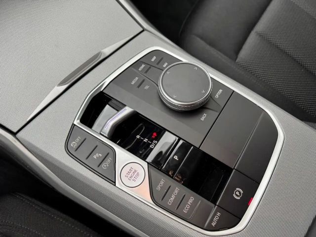 BMW 320 320i Touring