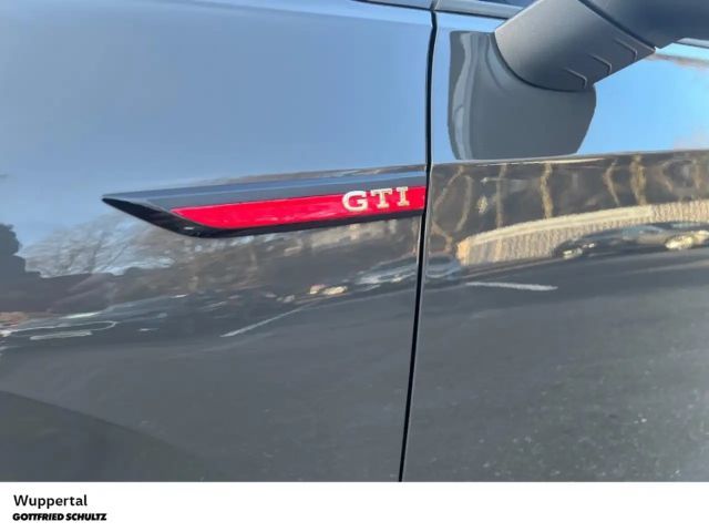 Volkswagen Golf GTI e-Golf