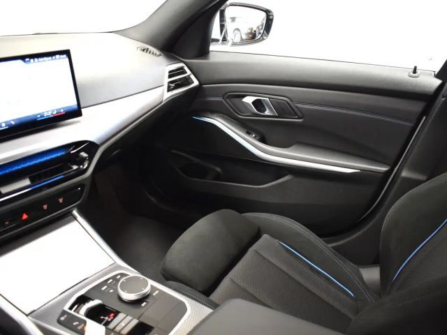 BMW 318 318i M-Sport Touring