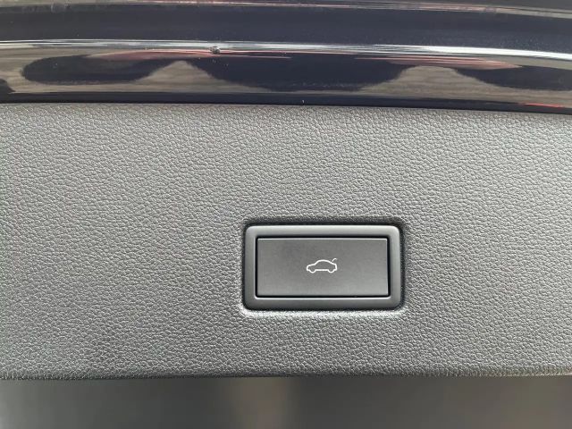 Volkswagen T-Roc 1.5 TSI DSG R-Line