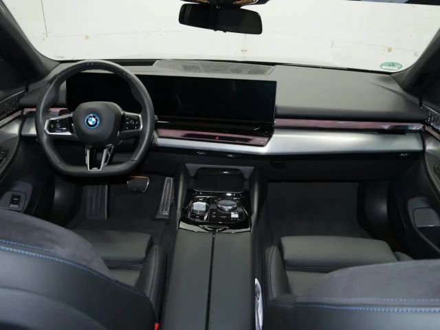 BMW i5 M-Sport Touring eDrive40
