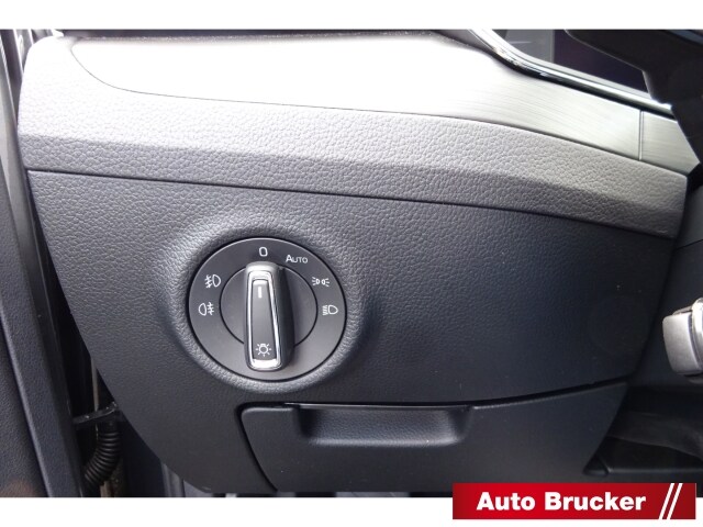 Skoda Superb 2.0 TDI Combi Style Style