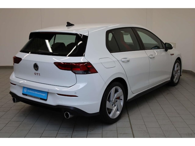 Volkswagen Golf 2.0 TSI