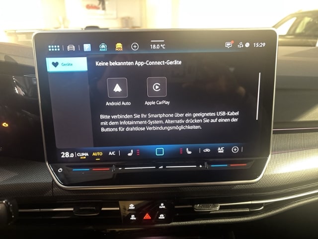 Volkswagen Golf 1.5 eTSI DSG Golf VIII