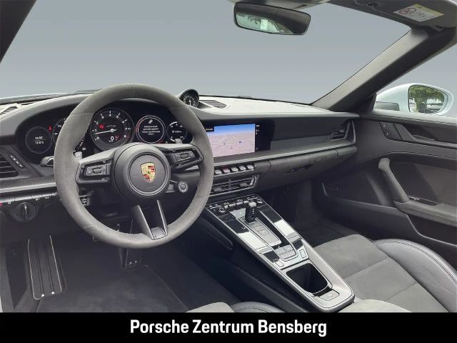 Porsche 992 4 Cabrio GTS Targa