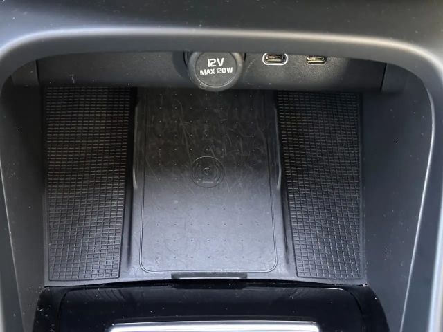 Volvo C40 Core Recharge