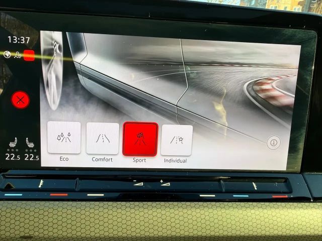 Volkswagen Golf 2.0 TSI DSG GTI