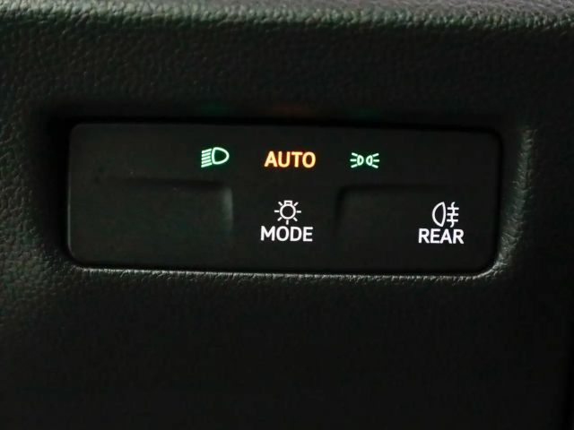 Volkswagen Passat 2.0 TDI Business DSG Variant