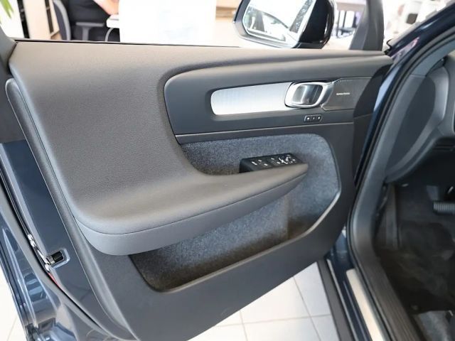 Volvo XC40 Dark Plus