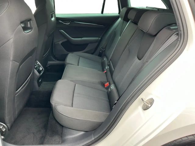 Skoda Octavia 2.0 TDI Combi Sportline