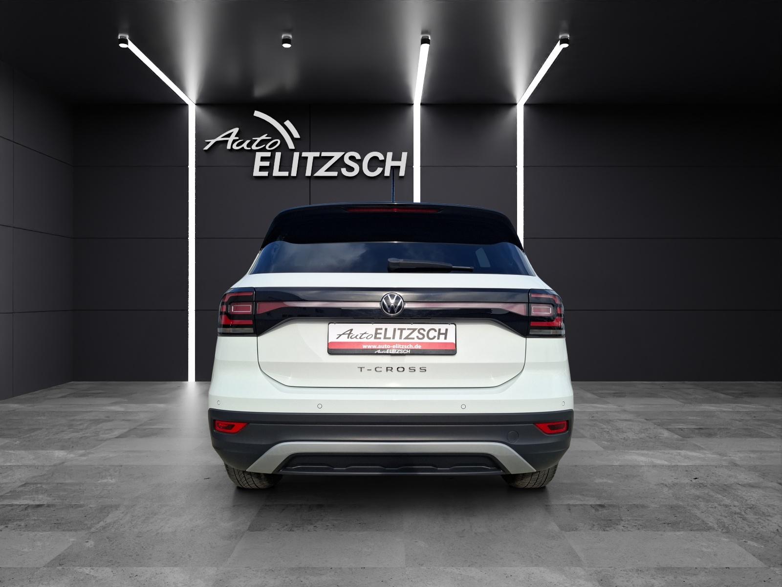 Volkswagen T-Cross TSI Active Navi ACC PDC SH LM