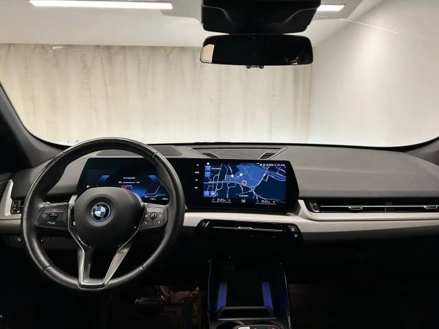 BMW iX1 xDrive30
