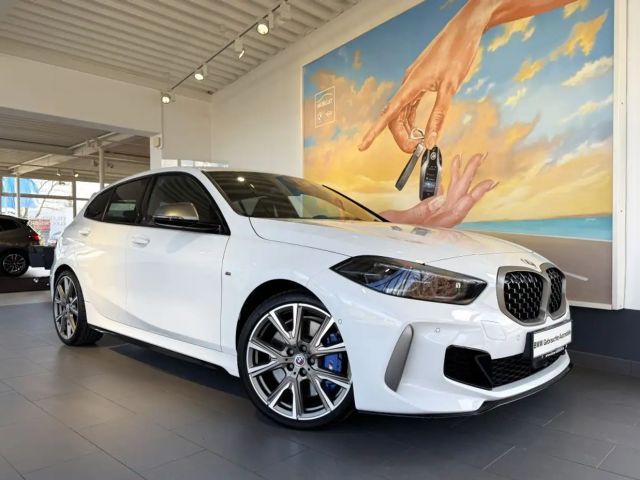 BMW 135 135i Sedan xDrive