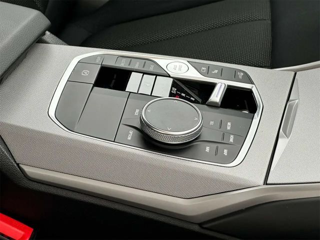 BMW 330 330e xDrive