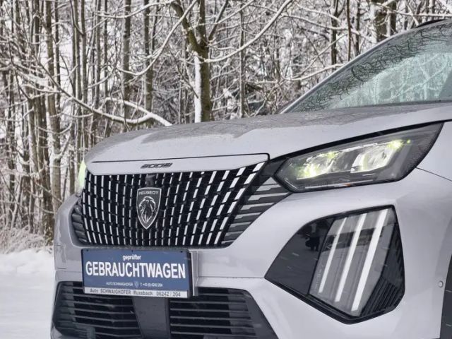 Peugeot 2008 Allure Pack Hybrid