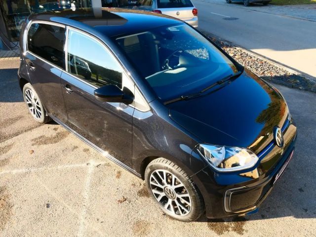 Volkswagen e-up! Plus Style