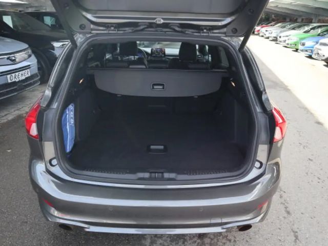 Ford Focus EcoBoost ST Line