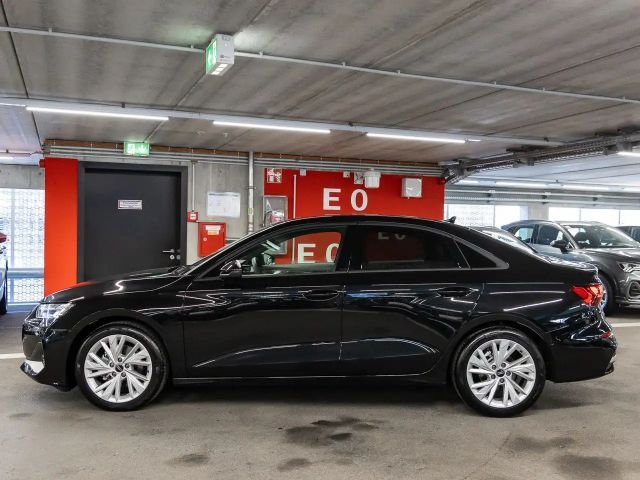 Audi A3 30 TFSI Sedan