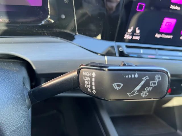 Volkswagen Golf DSG Style Variant