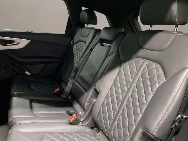 Audi Q7 50 TDI Quattro S-Line