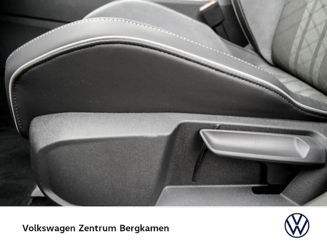 Volkswagen Golf DSG R-Line Variant