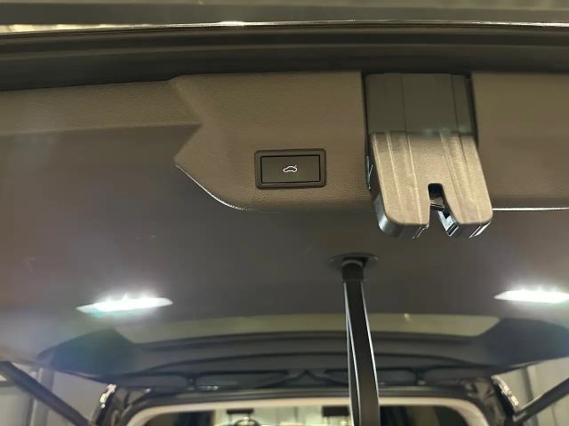 Volkswagen Multivan Lang Style T7