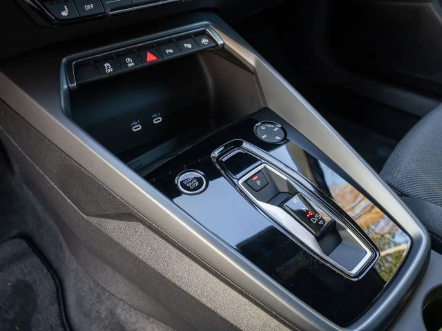 Audi A3 30 TFSI S-Tronic Sedan