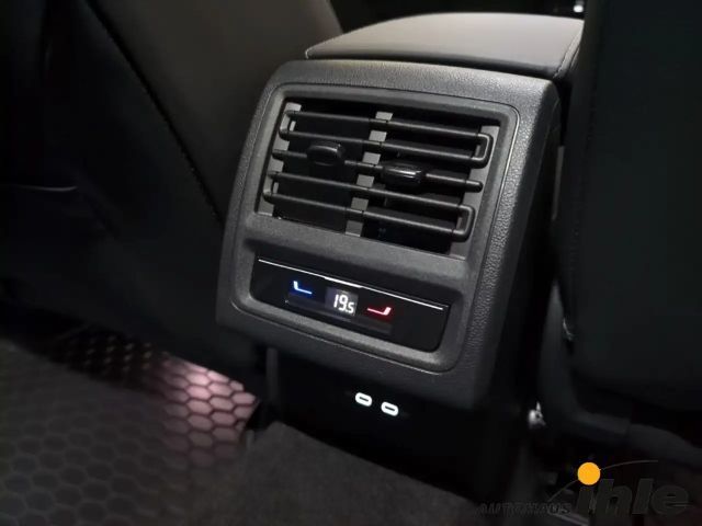 Volkswagen Golf DSG Golf VIII Style Variant