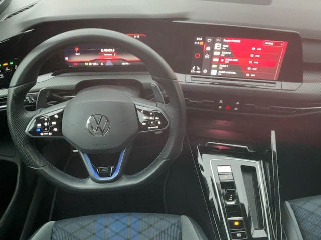 Volkswagen Golf 2.0 TSI DSG Golf VIII