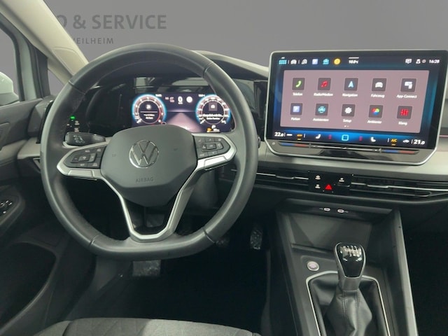 Volkswagen Golf 1.5 TSI Life Variant