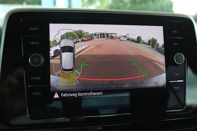 Volkswagen T-Roc 1.5 TSI DSG R-Line